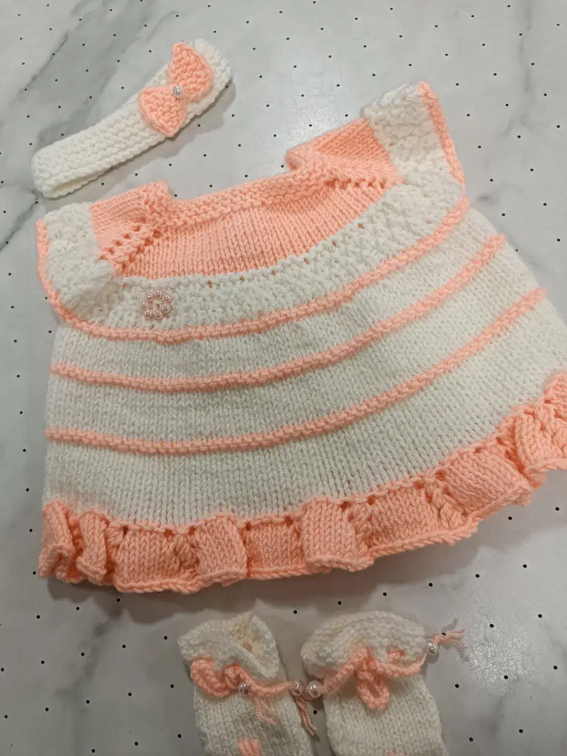 لباس بچگانه|لباس|بوئین و میاندشت, |دیوار