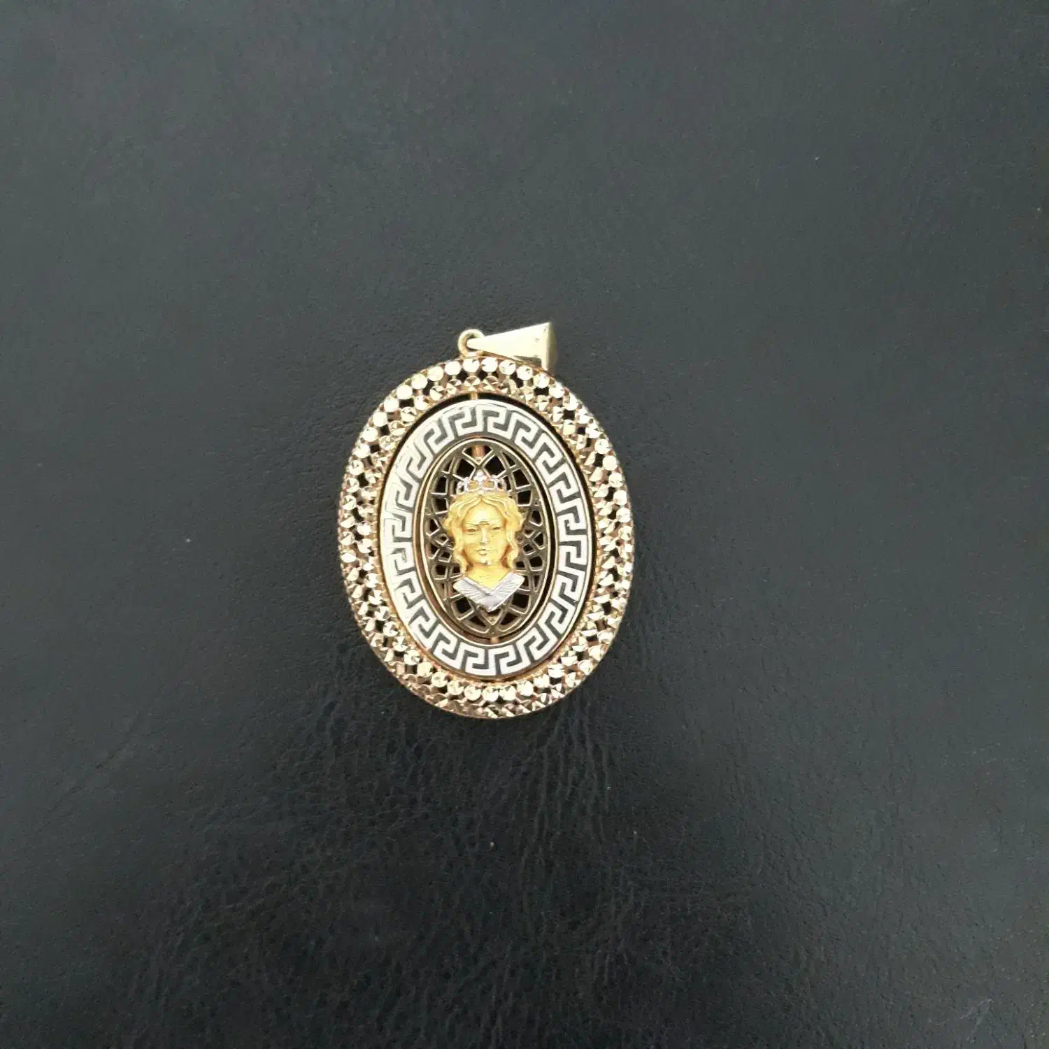 گردنی ورساچ با ۴ درصد نونو سفارشی|جواهرات|تبریز, |دیوار