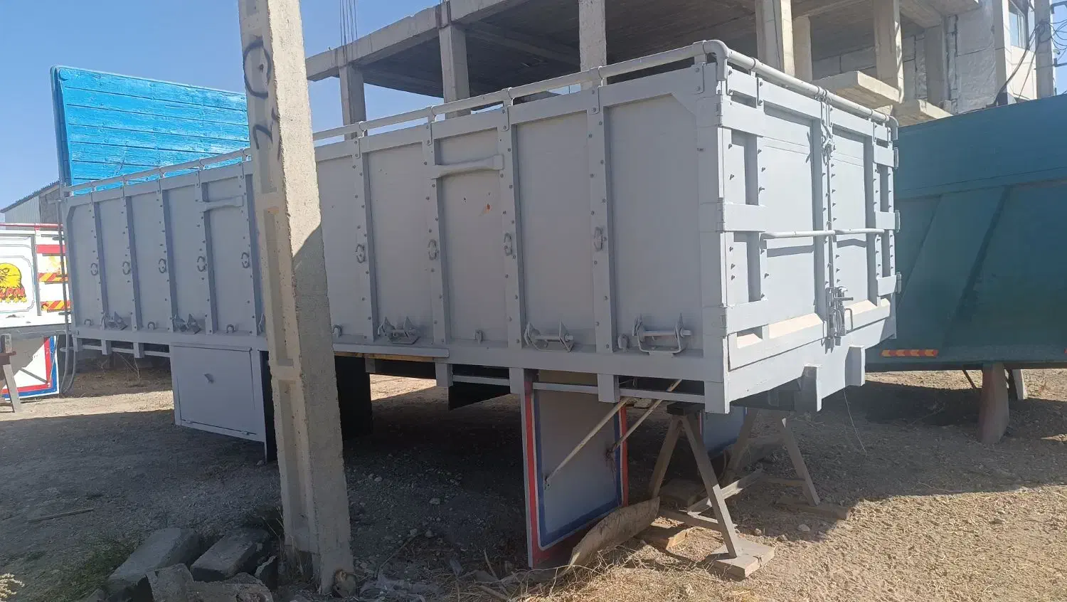 اتاق تک بنز و اتیکو|خودرو سنگین|بوکان, |دیوار