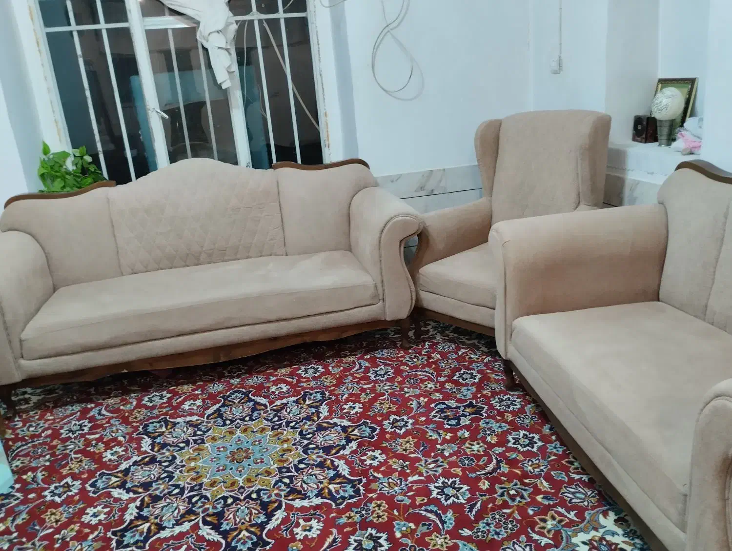 مبل هفت نفره|مبلمان خانگی و میز عسلی|قائن, |دیوار