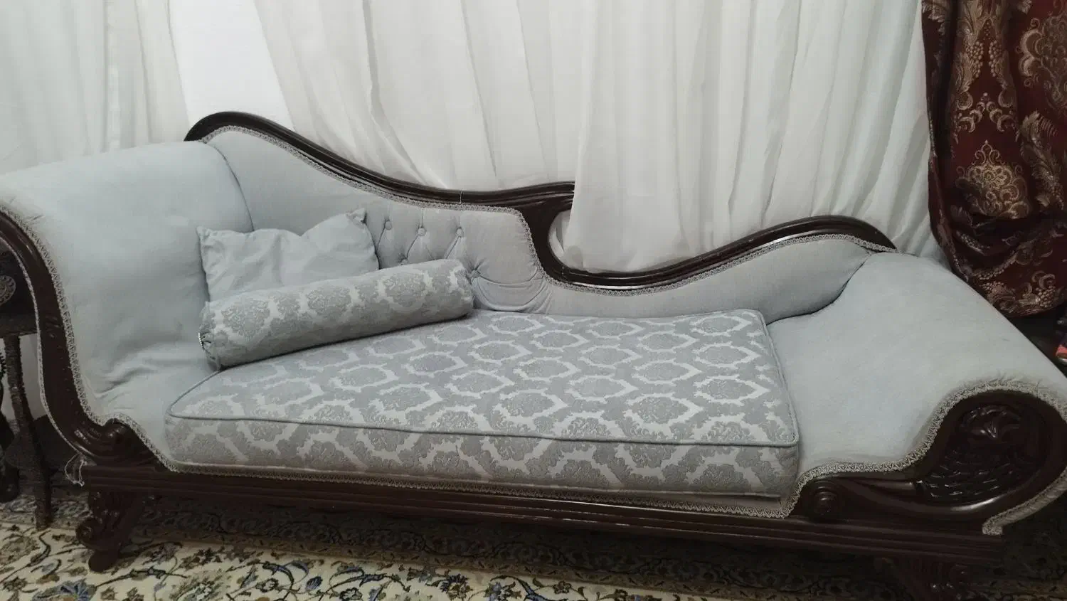 مبل|مبلمان خانگی و میز عسلی|کیش, |دیوار