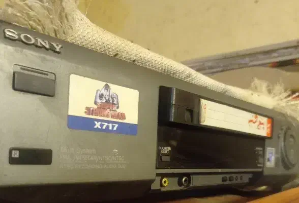 یک دستگاه ویدیوضبط پخشsonyقیمت۵۰۰|پخشکننده DVD و ویدیو|مشهد, رضاییه|دیوار