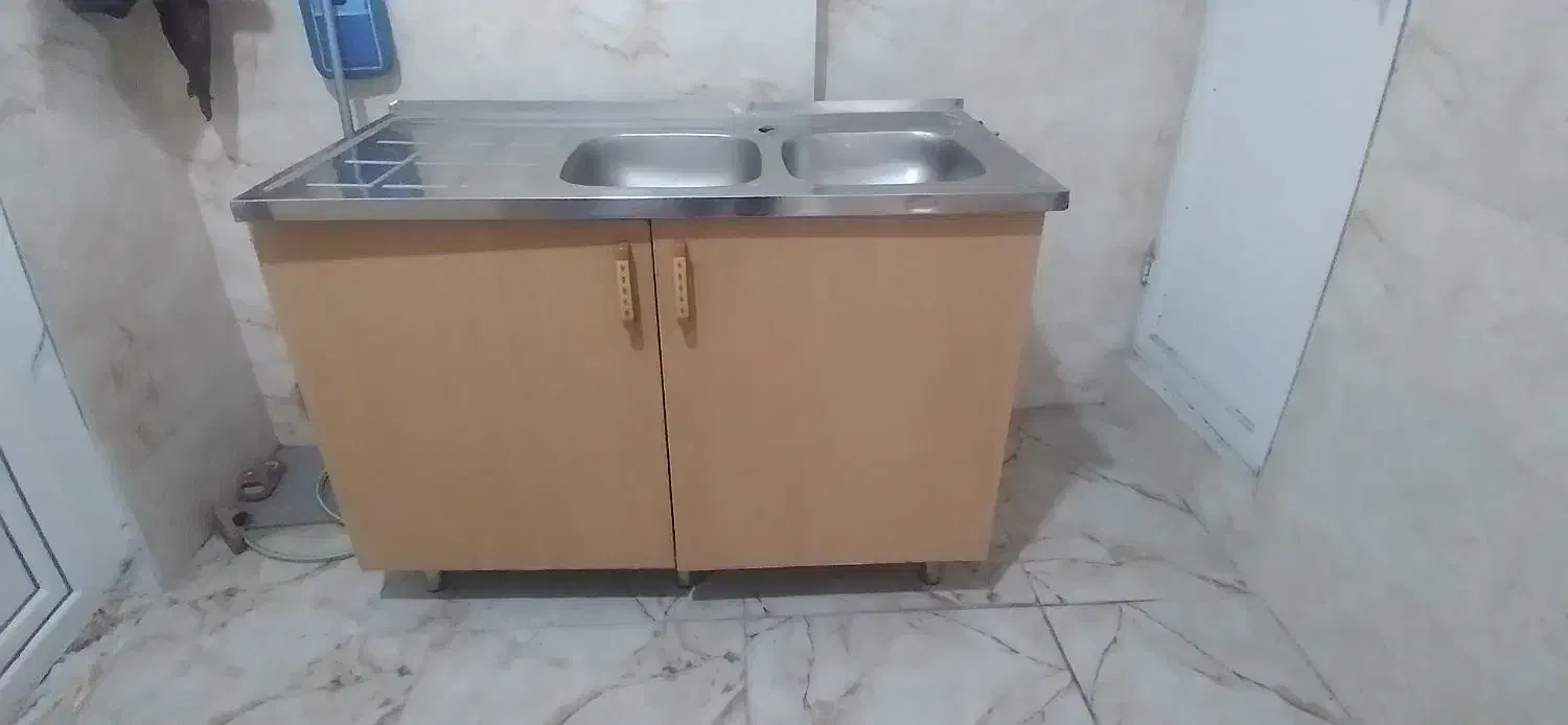 هود و کابینت و سینگ|آبچکان و نظمدهنده ظروف|کرمانشاه, |دیوار