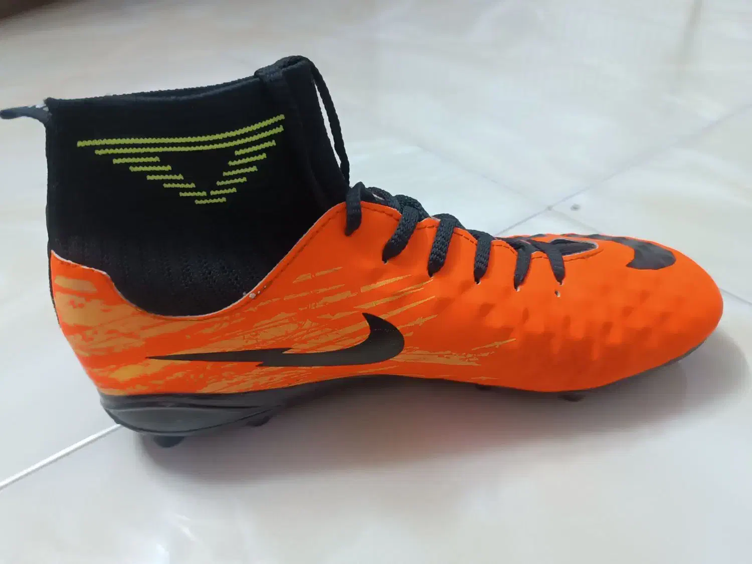 کفش چمن|کیف، کفش، کمربند|نیشابور, شهرک ولیعصر|دیوار