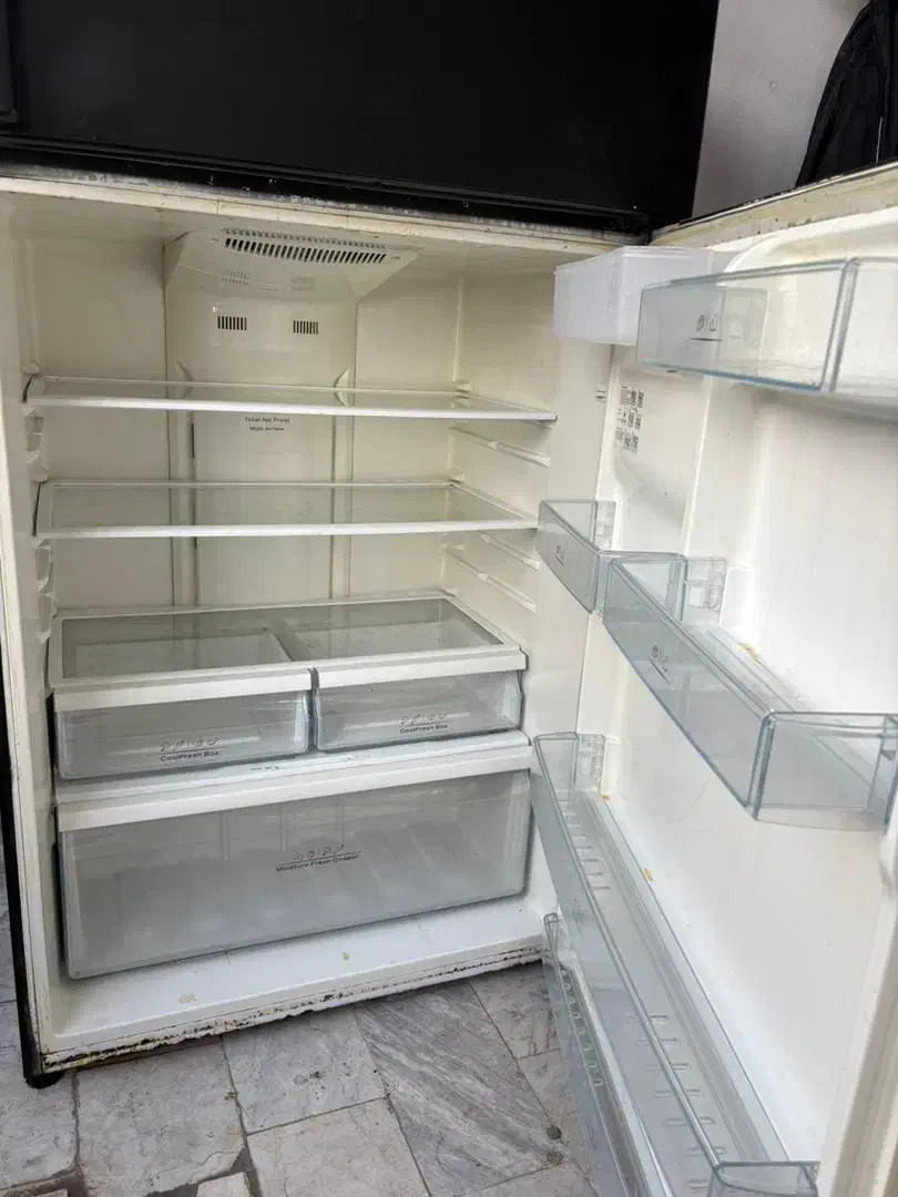 یخچال|یخچال و فریزر|رشت, نظری|دیوار