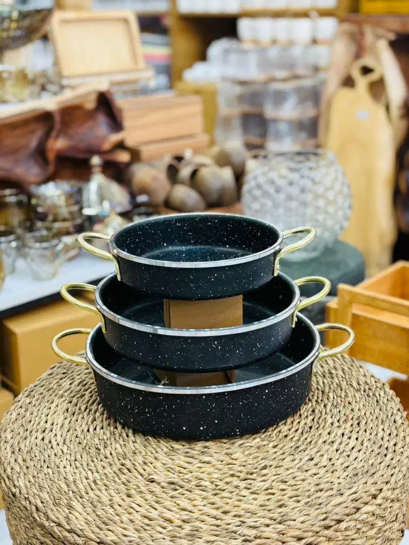 ماهیتابه|ظروف پخت‌وپز|برازجان, |دیوار