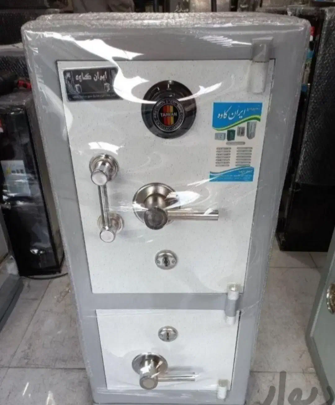 معدن انواع گاوصندوق دل خواه شما هستیم|ابزارآلات|ساوه, |دیوار