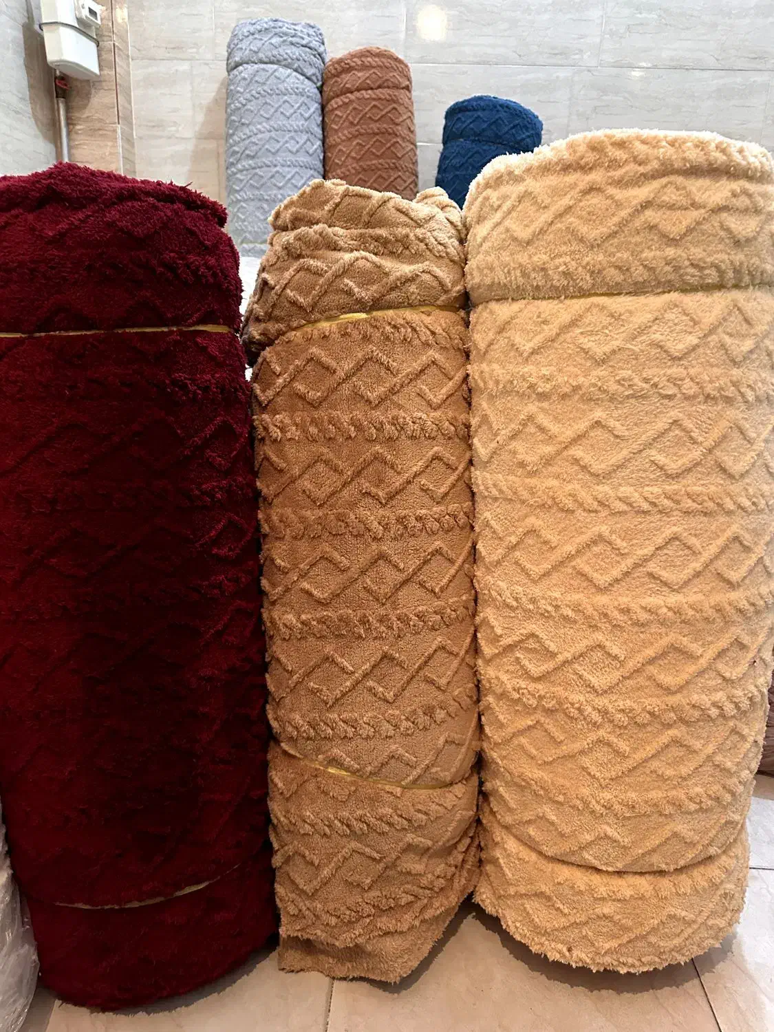 پخش عمده پتو متری گیس بافت|رختخواب، بالش، پتو|یزد, |دیوار