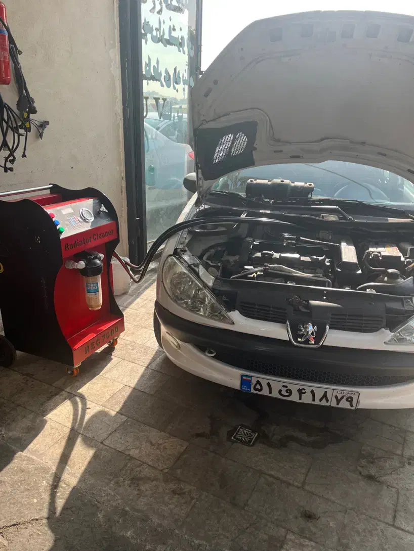 شستشوی رادیاتور بخاری با دستگاه تمام اتوماتیک|خدمات موتور و ماشین|قزوین, |دیوار