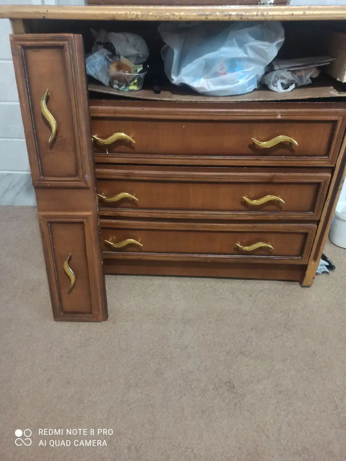 میز با آینه|بوفه، ویترین، کنسول|قم, زنبیل آباد|دیوار