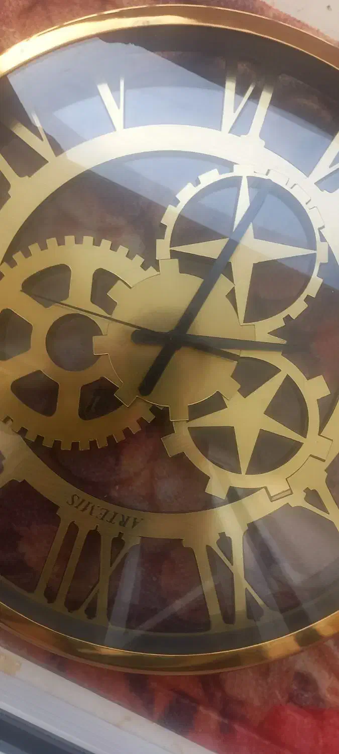 ساعت سالم|ساعت|زند, |دیوار