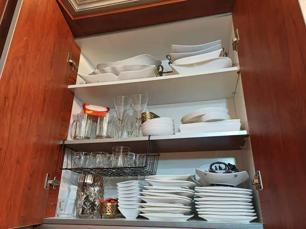 فروش کابینت تمام MDF سالم|میز و صندلی غذاخوری|فولادشهر, B7|دیوار