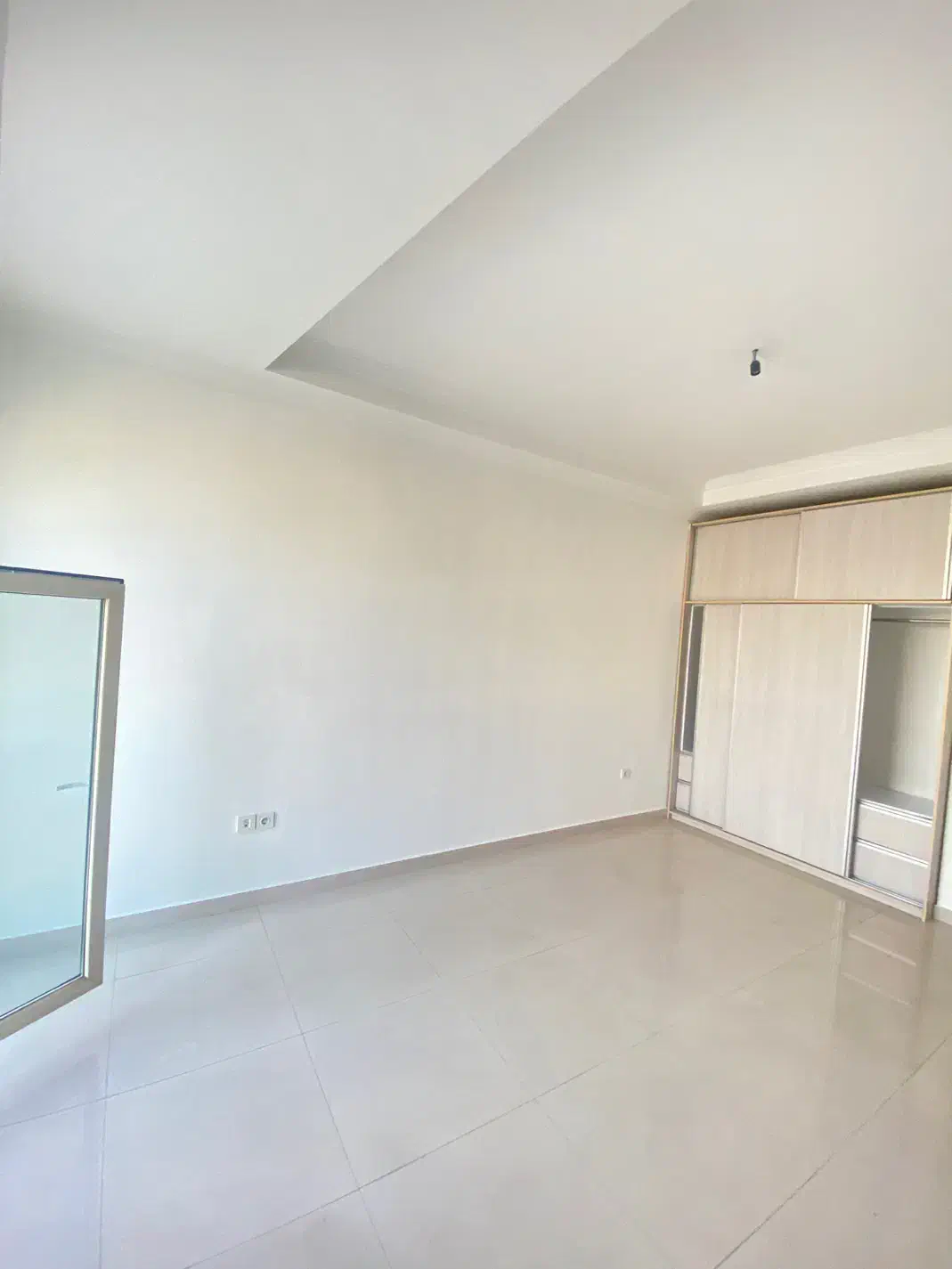 ۱۱۷متری ۲ خوابه ۷ ساله با ویو جنگلی یوسف اباد