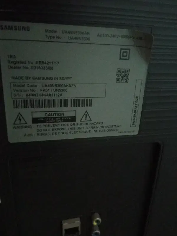 تلوزیون 49سامسونگ اسمارت صحفش ضربه خورده سیاه شده|تلویزیون و پروژکتور|تهران, سبلان (لشگر)|دیوار