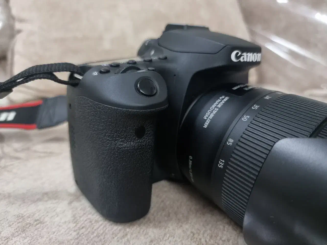 دوربین کنون 90d در حد نو|دوربین عکاسی و فیلم‌برداری|مرودشت, پشت سایپا‎|دیوار