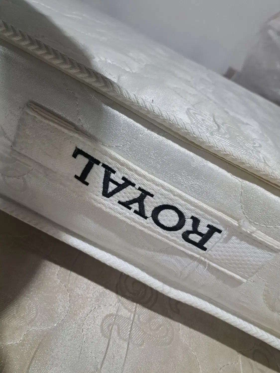 تشک یکنفره|تشک تختخواب|رشت, رشتیان|دیوار