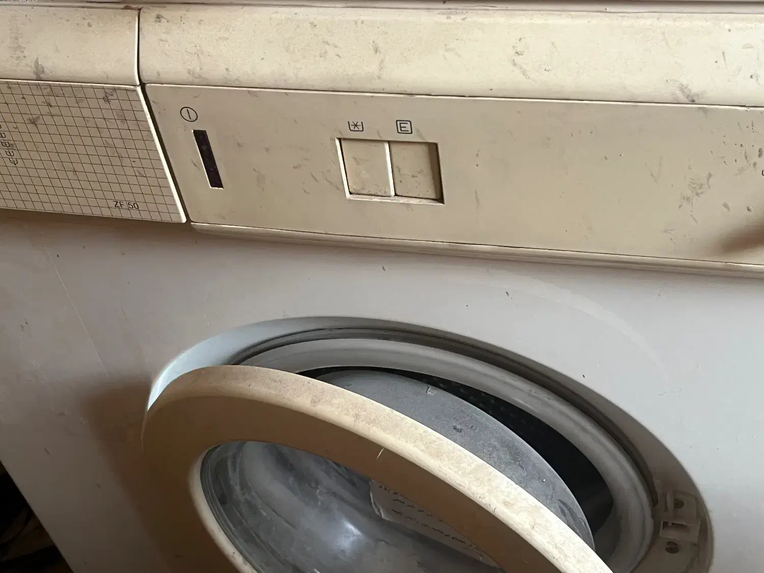 فروش قطعات ماشیین لباسشویی اتومات اوج قدیمی|ماشین لباسشویی و خشک‌کن لباس|نورآباد ممسنی, |دیوار