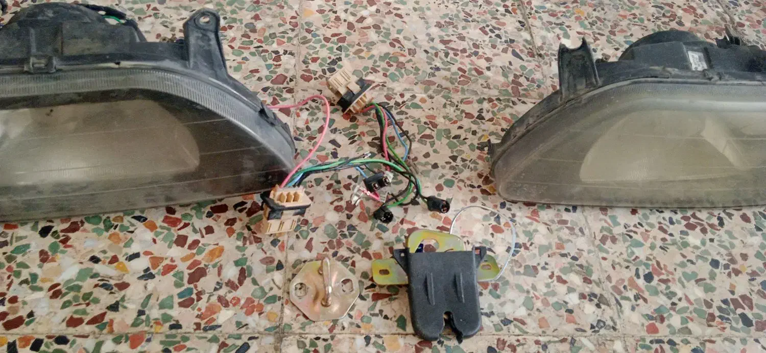 چراغ|قطعات یدکی و لوازم جانبی|بروجن, |دیوار