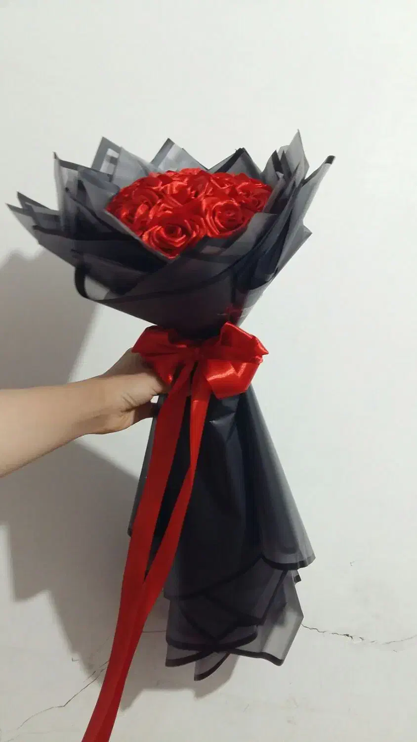 باکسی پر از رز|گل مصنوعی|شیراز, محراب|دیوار