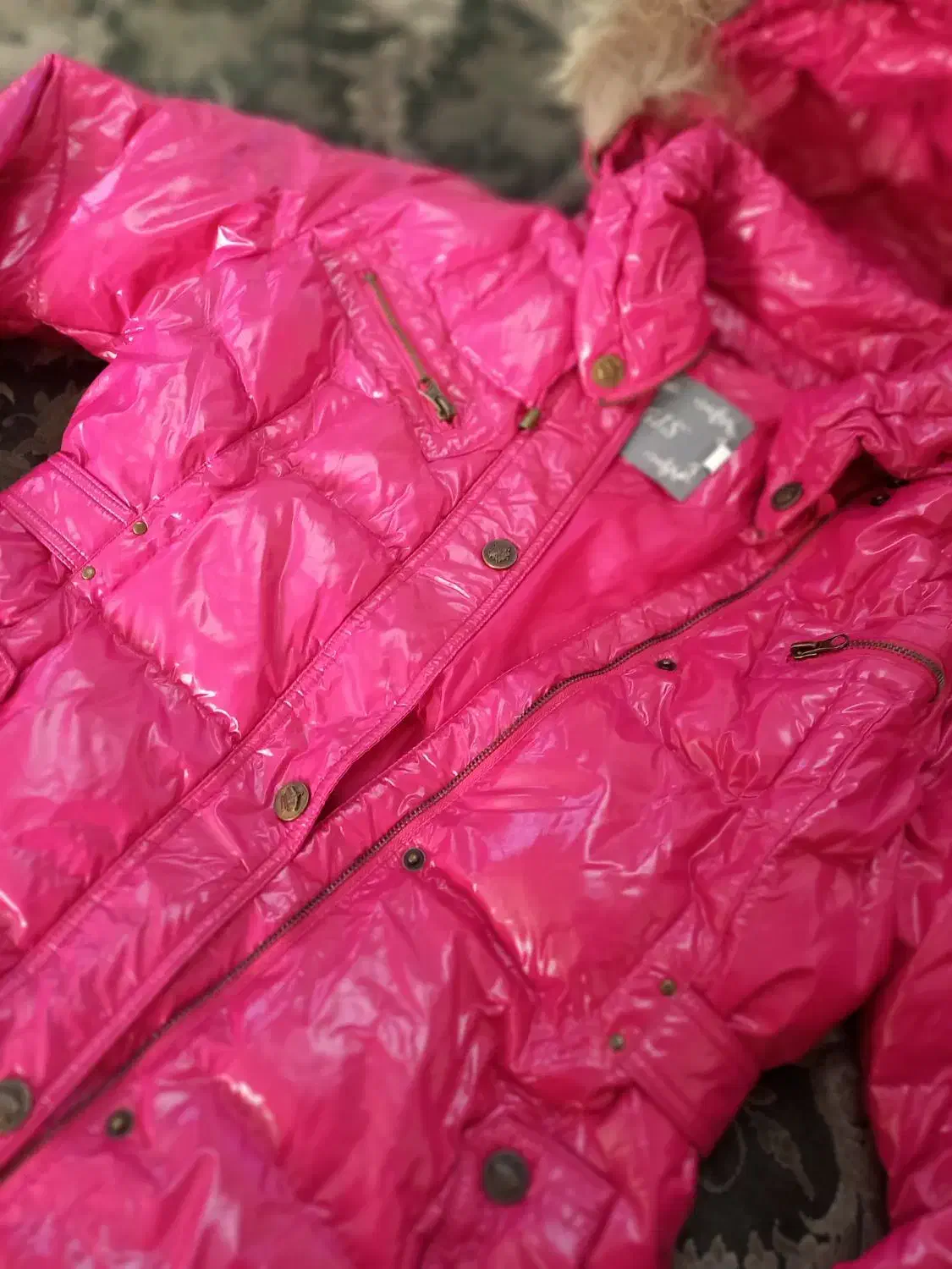 کاپشن دخترانه|کفش و لباس بچه|اندیشه, اندیشه فاز ۴|دیوار