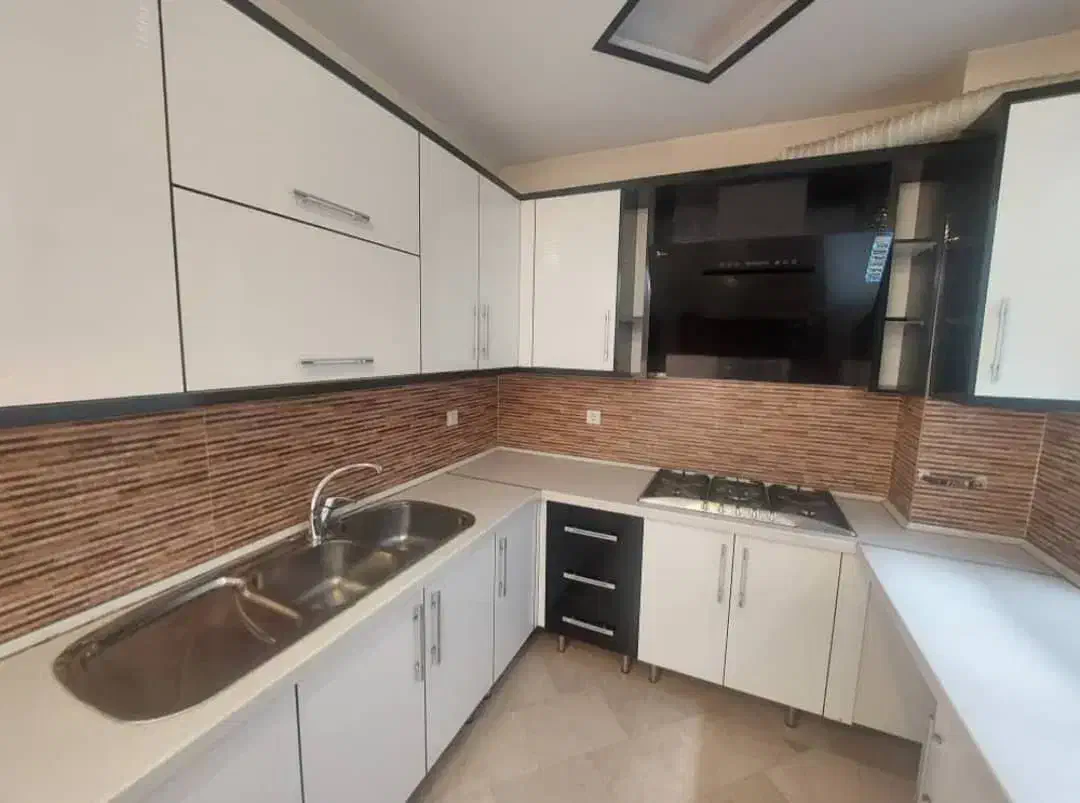 صادقیه جنت اباد جهاداکبر ۶۳فول امکانات  ۴ساله