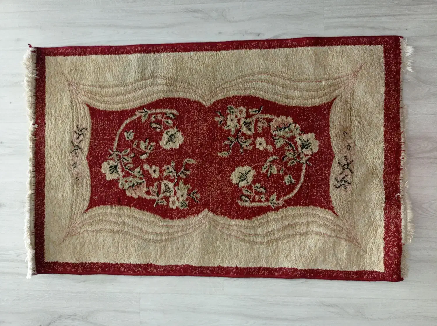 فرش پادری|پادری|ارومیه, |دیوار