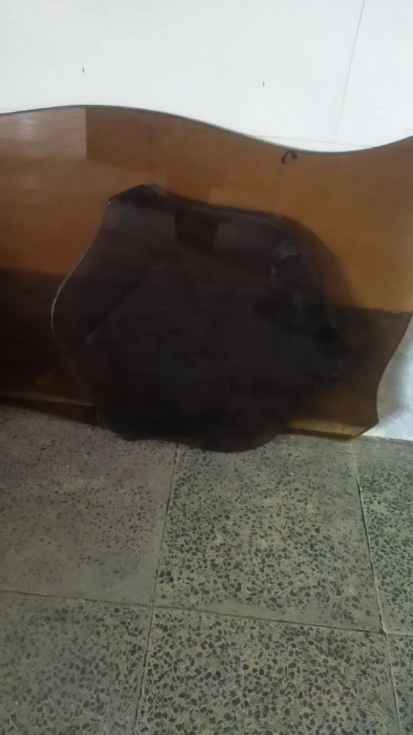 شیشه دودی رومیزی فروشی|مبلمان خانگی و میز عسلی|فولادشهر, مسکن مهر فولادشهر|دیوار