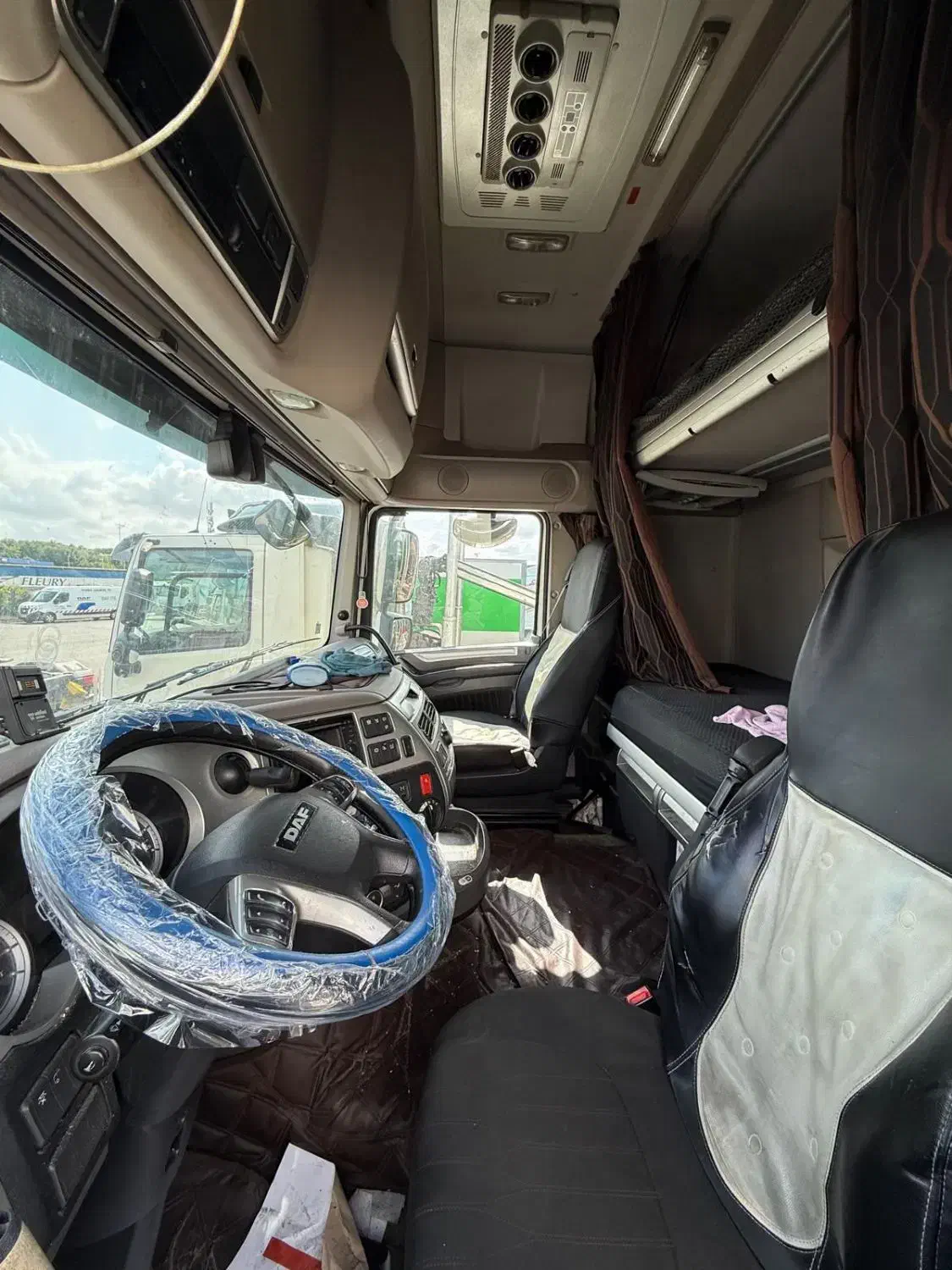 واردات و ترخیص انواع کشنده های اروپایی|خودرو سنگین|تهران, صادقیه|دیوار