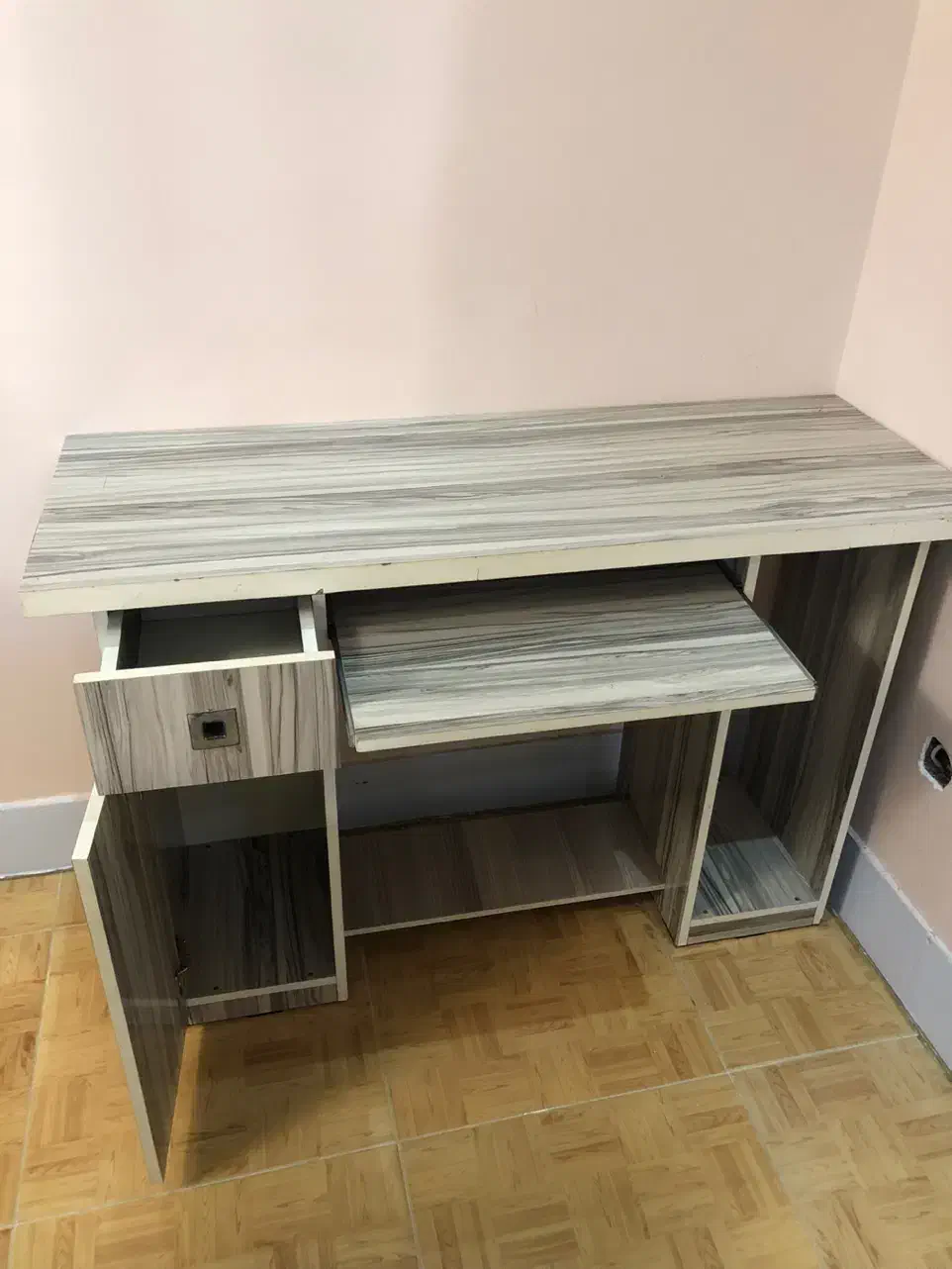 میز کار|میز تحریر و کامپیوتر|گنبد کاووس, |دیوار