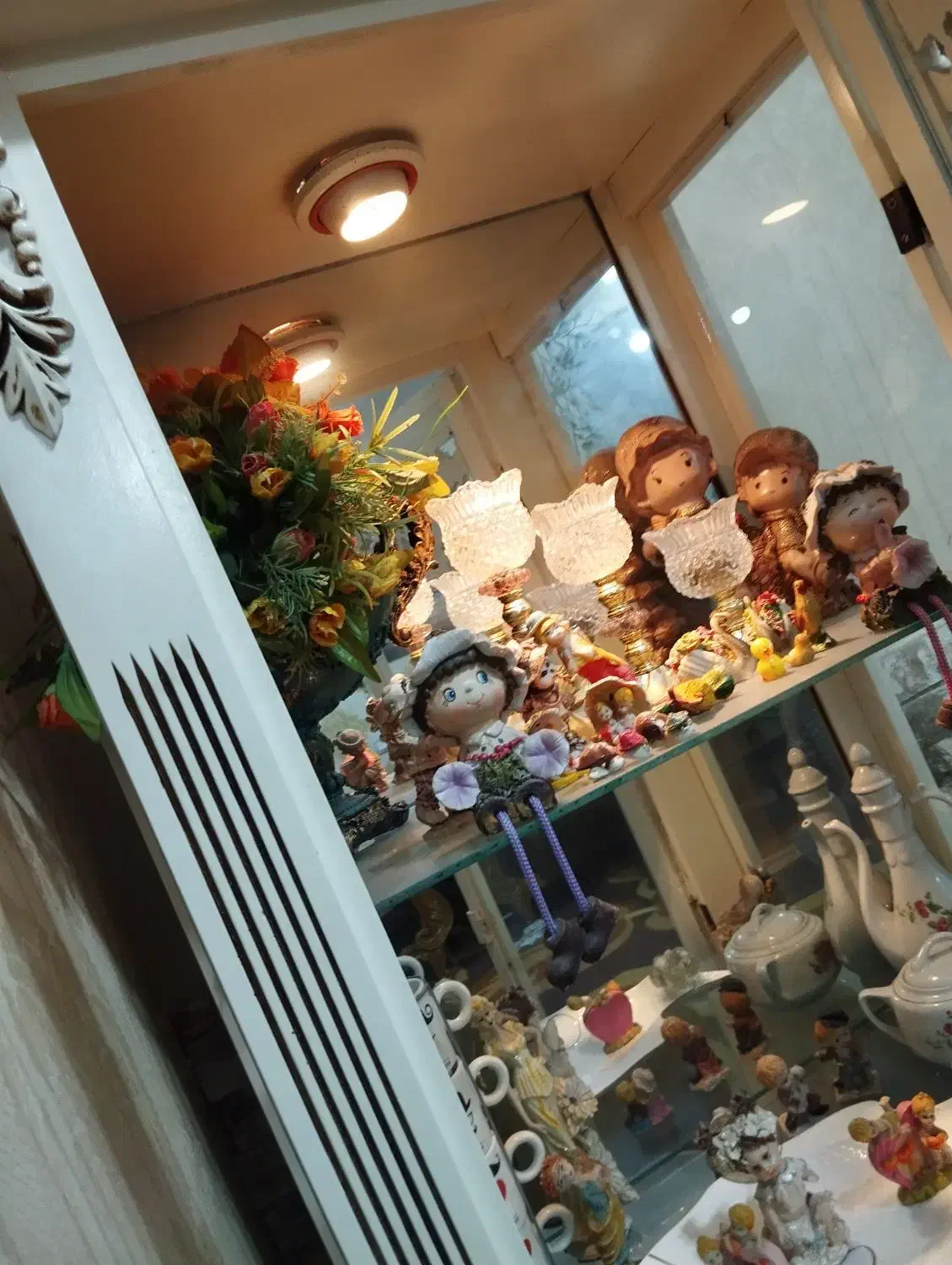 سلام بوفه فقط شیشه بعل شکسته ولاپ داره|بوفه، ویترین، کنسول|دزفول, |دیوار