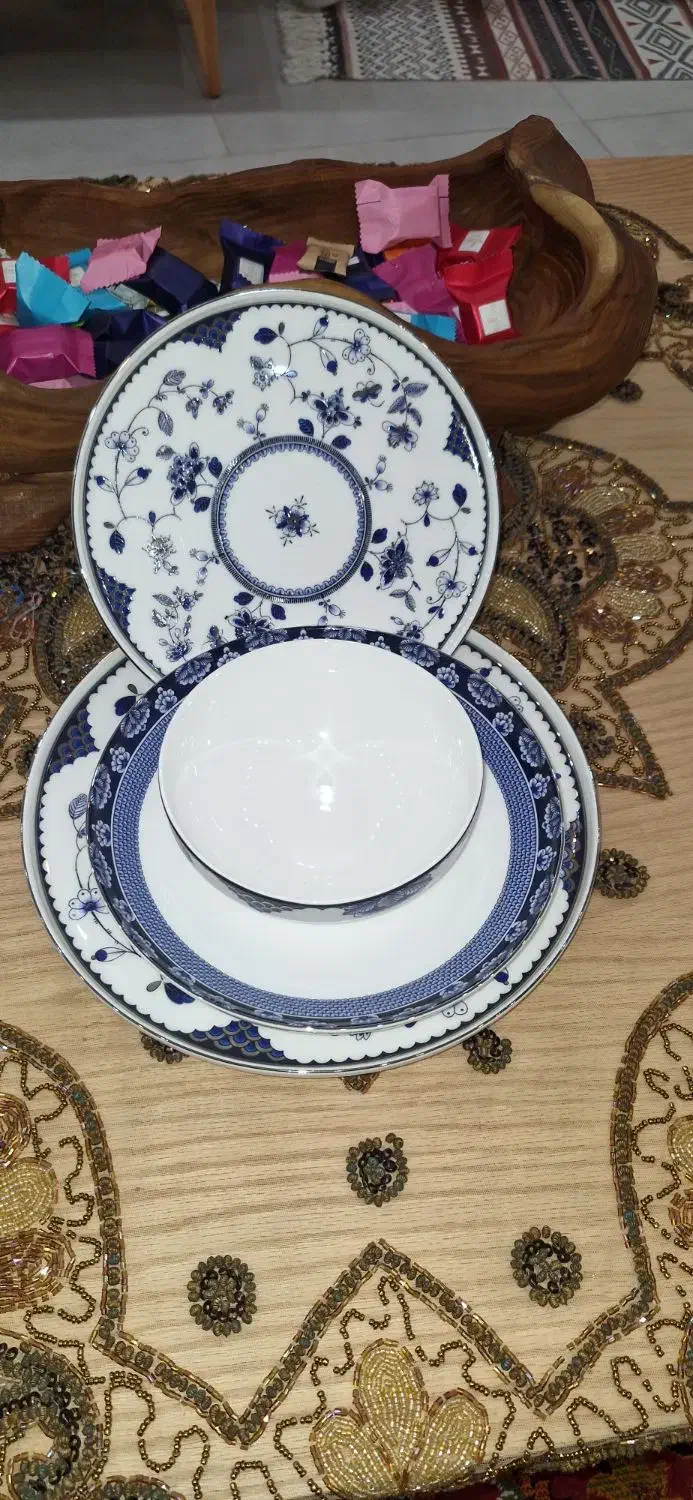 سرویس پذیرایی ۱۸نفره|ظروف سرو و پذیرایی|قم, علی آباد سعدگان|دیوار