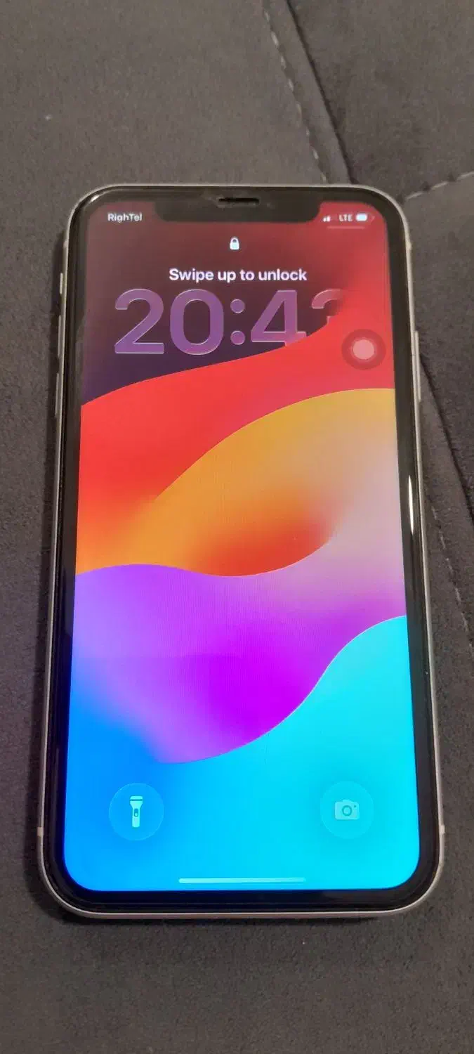 iphon 11 normal|موبایل|تهران, استخر|دیوار