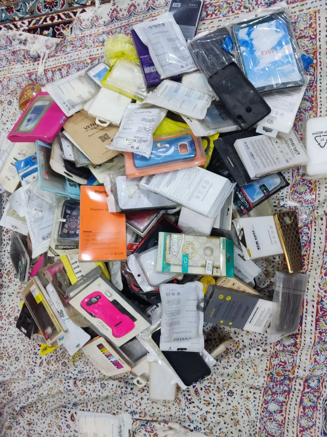 قاب موبایل کم یاب|لوازم جانبی موبایل و تبلت|دزفول, |دیوار