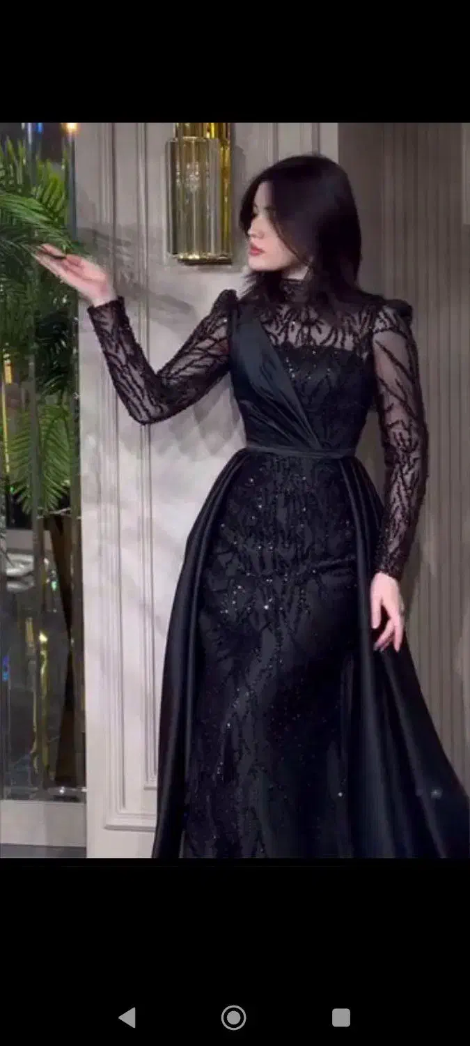 پاپیون|لباس|خرمآباد, |دیوار