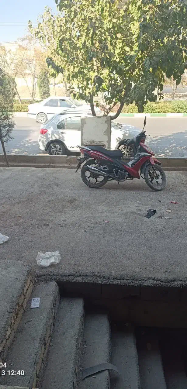 مغازه ی ۴۴۰ متری|اجارهٔ مغازه و غرفه|خمینی‌شهر, |دیوار