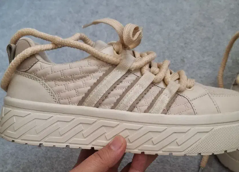 کفش اسپرت زنانه|کیف، کفش، کمربند|سرایان, |دیوار