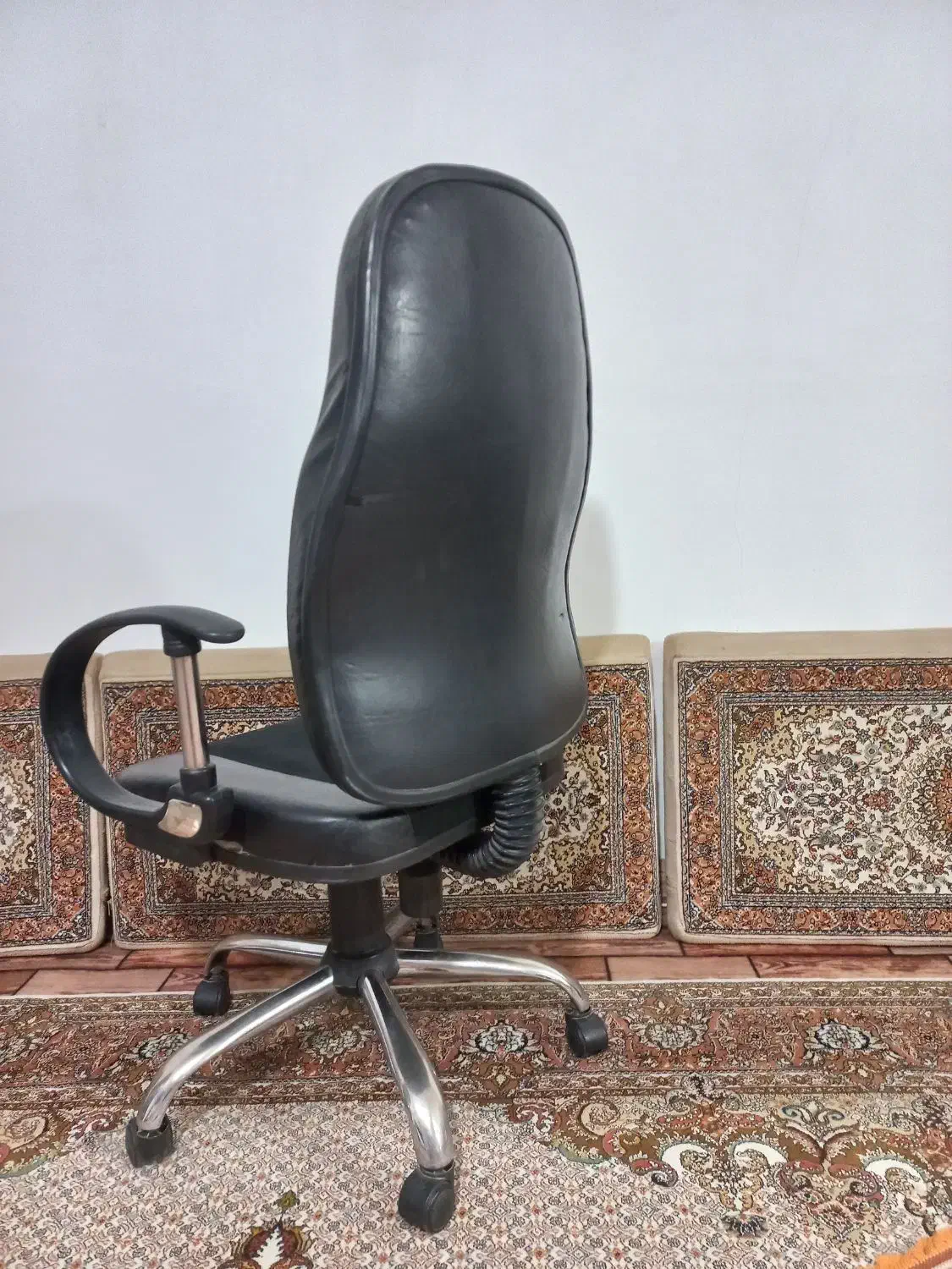 صندلی گردان|مبلمان اداری|همدان, |دیوار