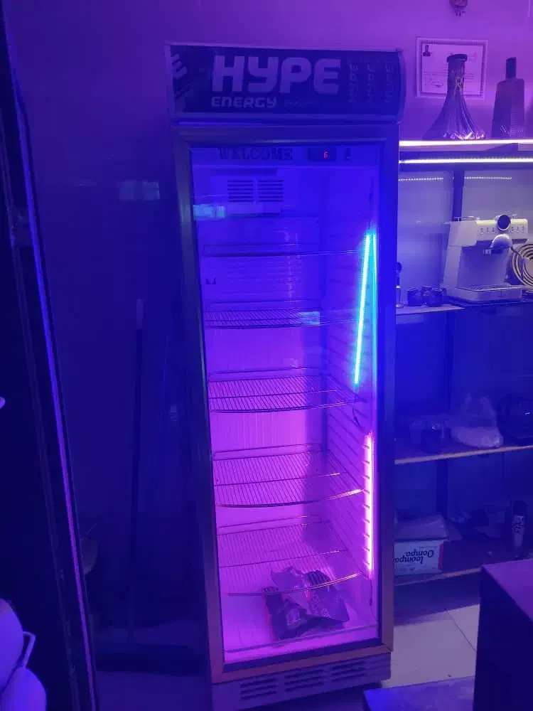 فروش یخچال ویترینی تمیز و کاملا سالم|یخچال و فریزر|شاهدشهر, |دیوار