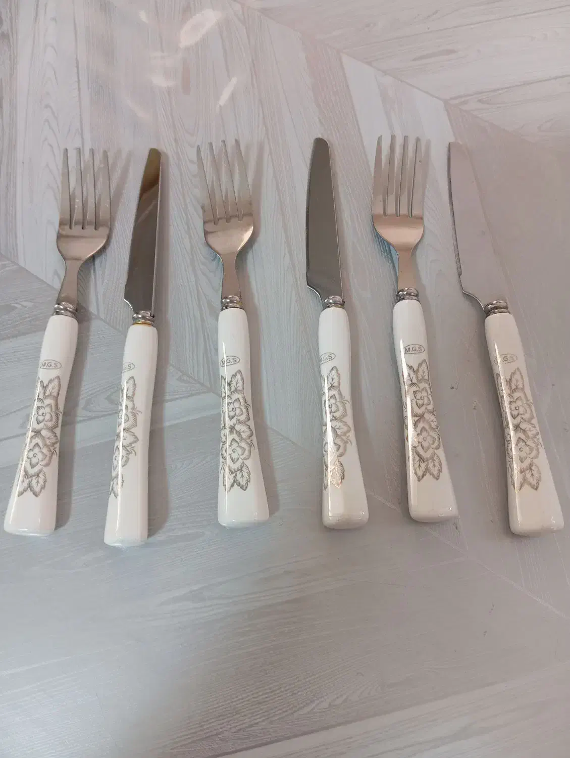 چاقو چنگال|ظروف پختوپز|پاکدشت, خاتون آباد|دیوار