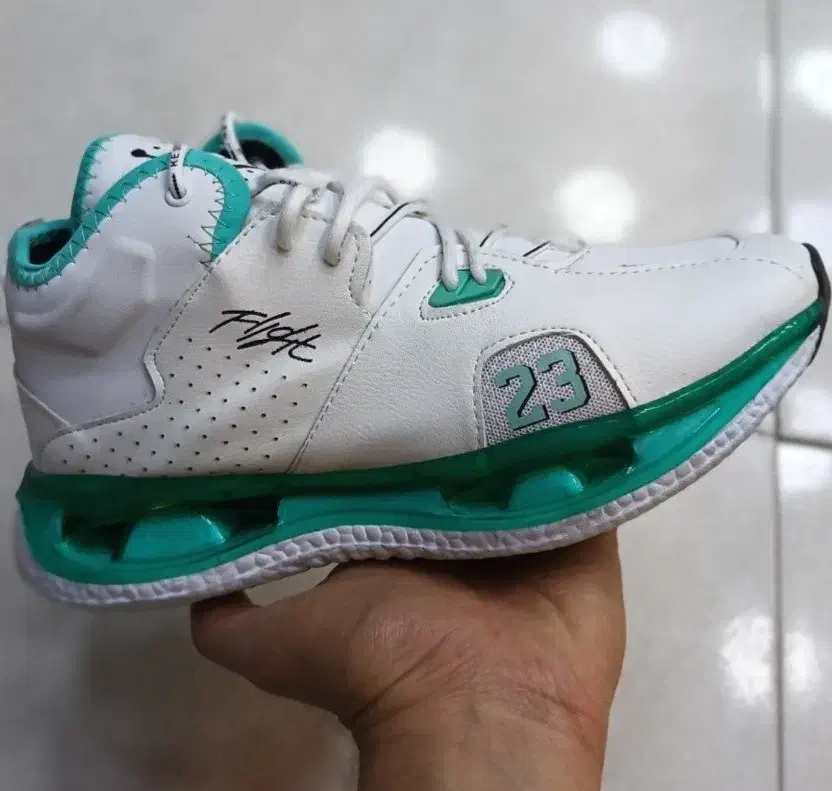 کتونی جردن فلایت23 ساقدار ۴۱|کیف، کفش، کمربند|شهریار, شهریار|دیوار