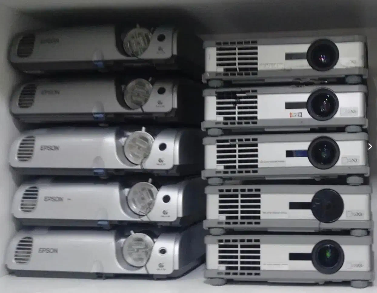 ویدیو پروژکتور Usb خور مدارس دانشگاه آموزشگاه|تلویزیون و پروژکتور|شیراز, زرهی|دیوار