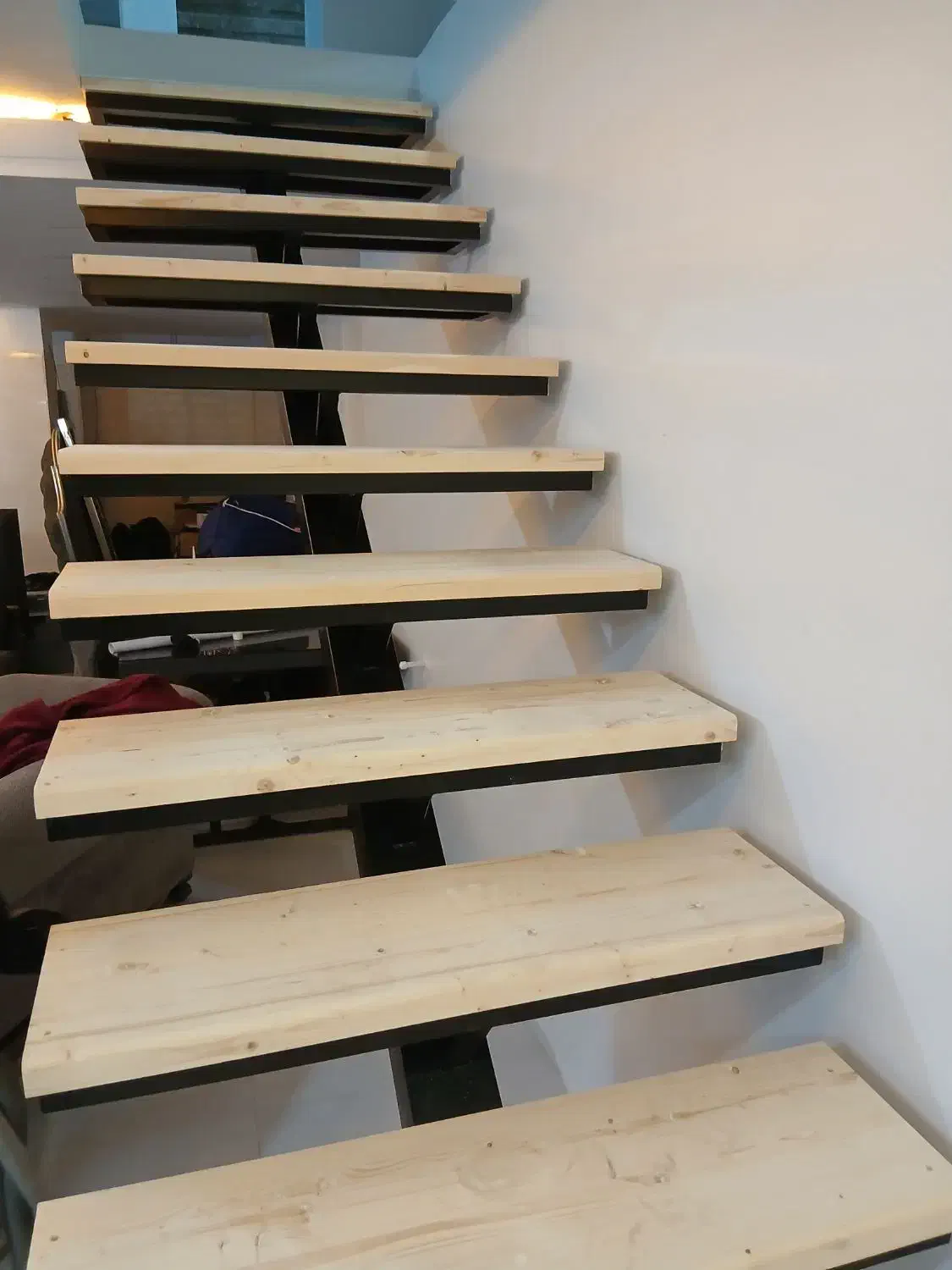 خدمات ساخت پله تمام چوب|مصالح و تجهیزات ساختمان|کلاردشت, |دیوار