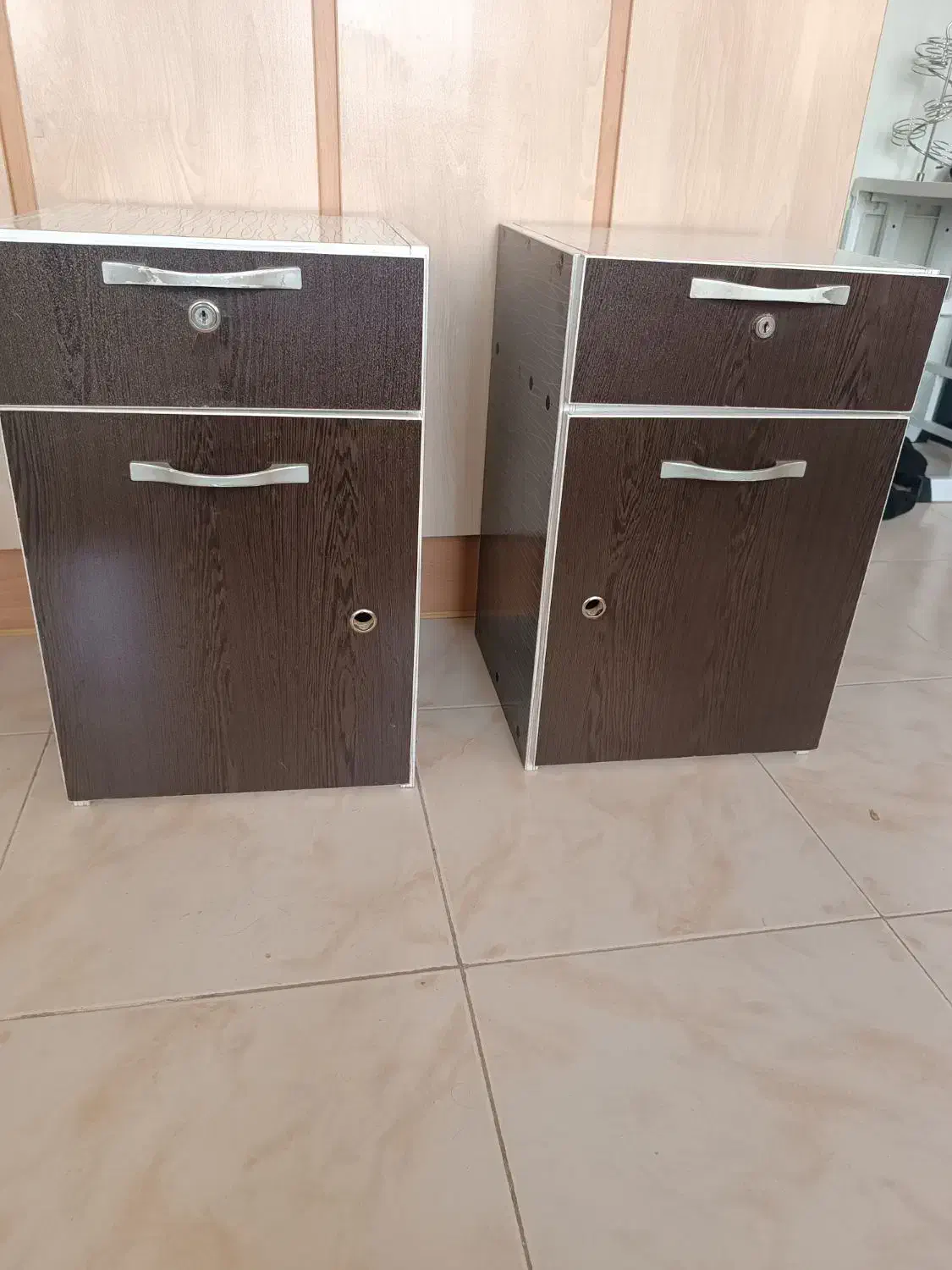 کمد .کمد کوچک کشو دار مخصوص آرایشگاه و مغازه|جاکفشی، کمد، دراور|شاهین‌شهر, حافظ شمالی|دیوار