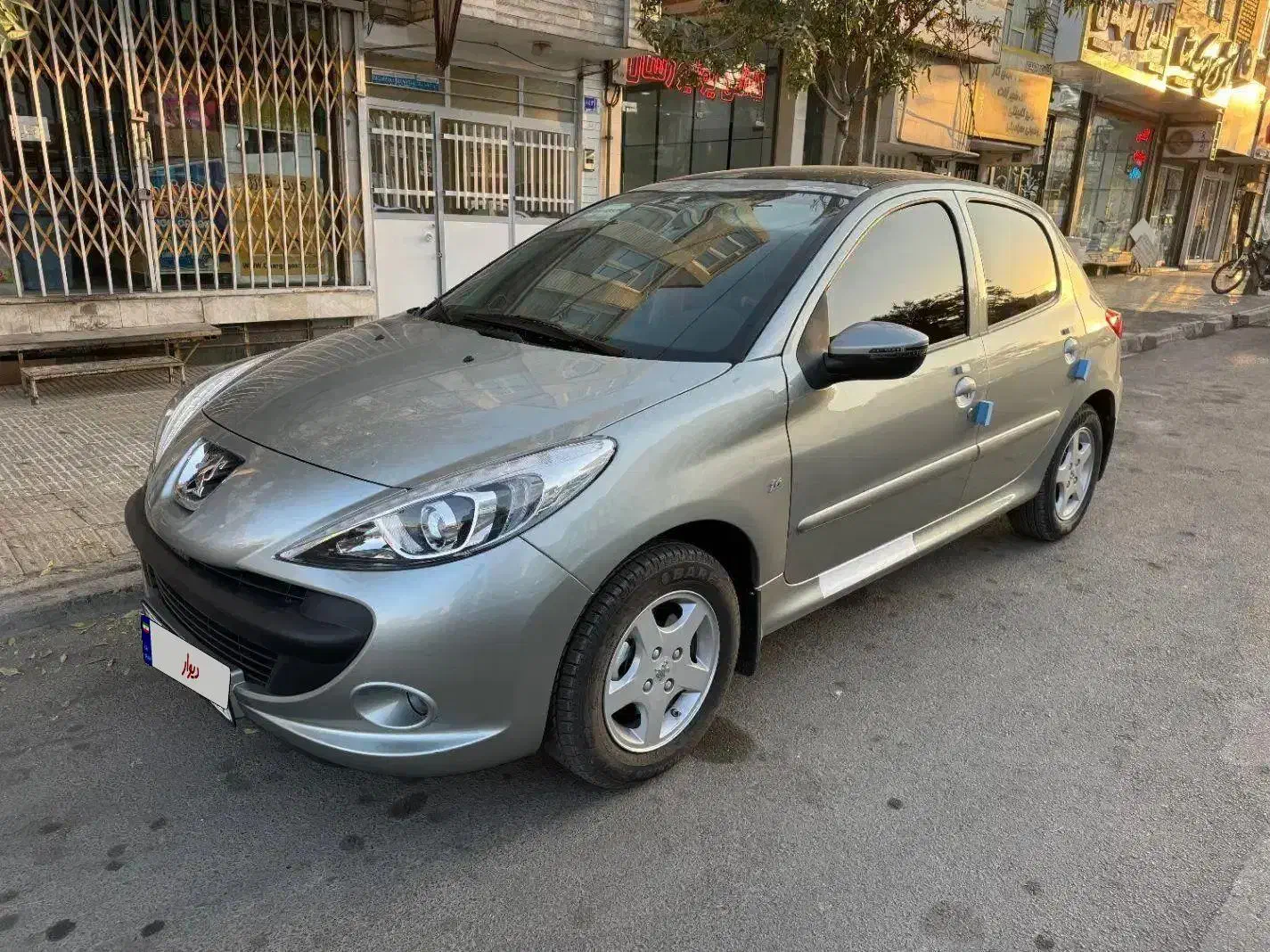 207 پانا ارتقاء 1404|خودرو سواری و وانت|اراک, |دیوار