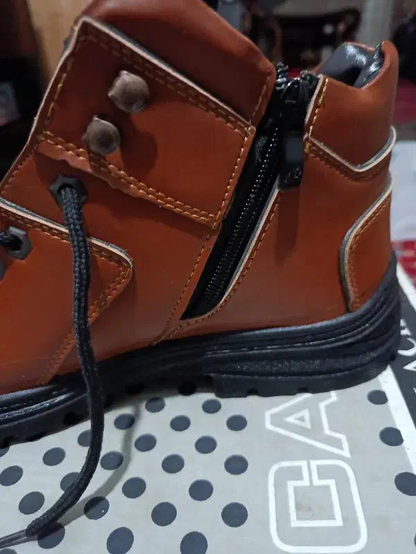 نیم بوت|کیف، کفش، کمربند|پاکدشت, شهرک انقلاب|دیوار