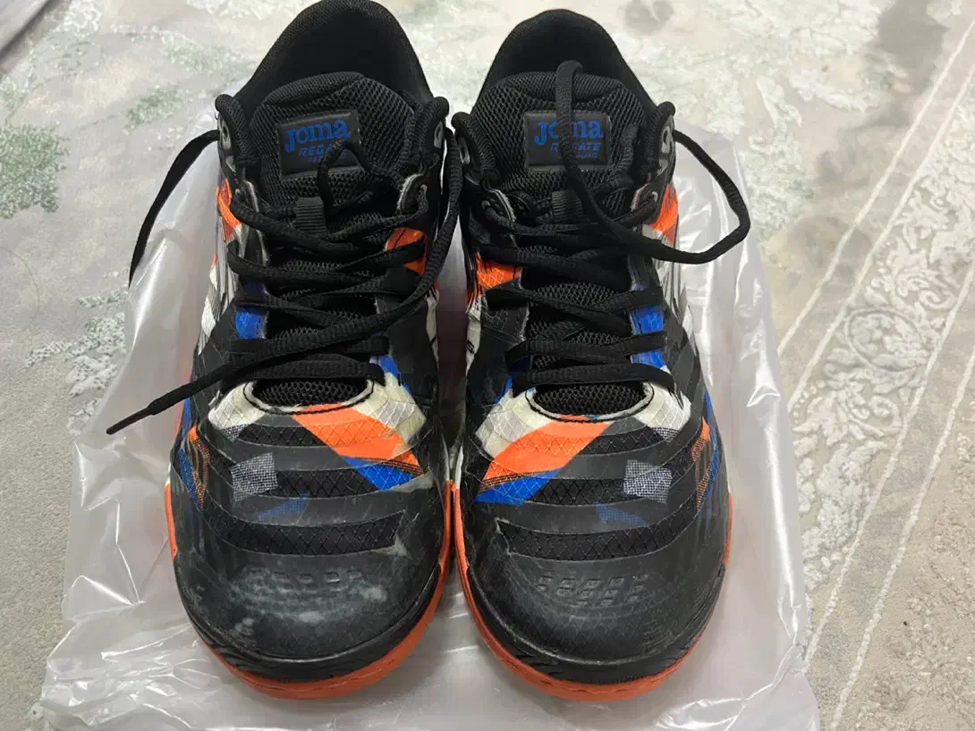 کفش فوتسال جوما|کیف، کفش، کمربند|گنبد کاووس, |دیوار