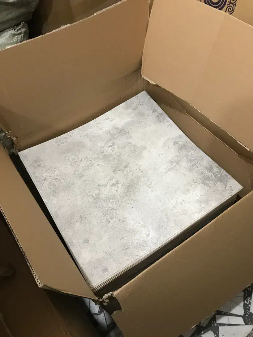 طرح بتن مدرن / پشت چسبدار / کاغذ دیواری|مصالح و تجهیزات ساختمان|رشت, کوی حسینی|دیوار