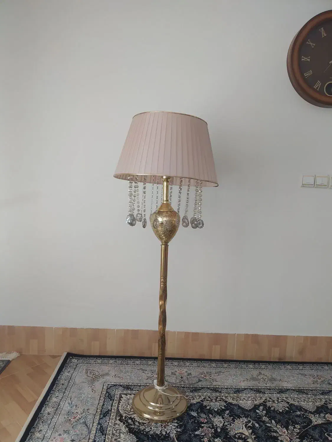 آباژور در حد نو|چراغ خواب و آباژور|بروجرد, |دیوار