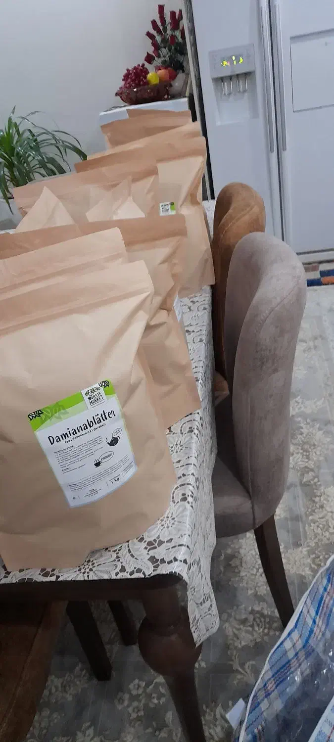 دامیانا|گل و گیاه طبیعی|کرج, دهقان ویلا|دیوار