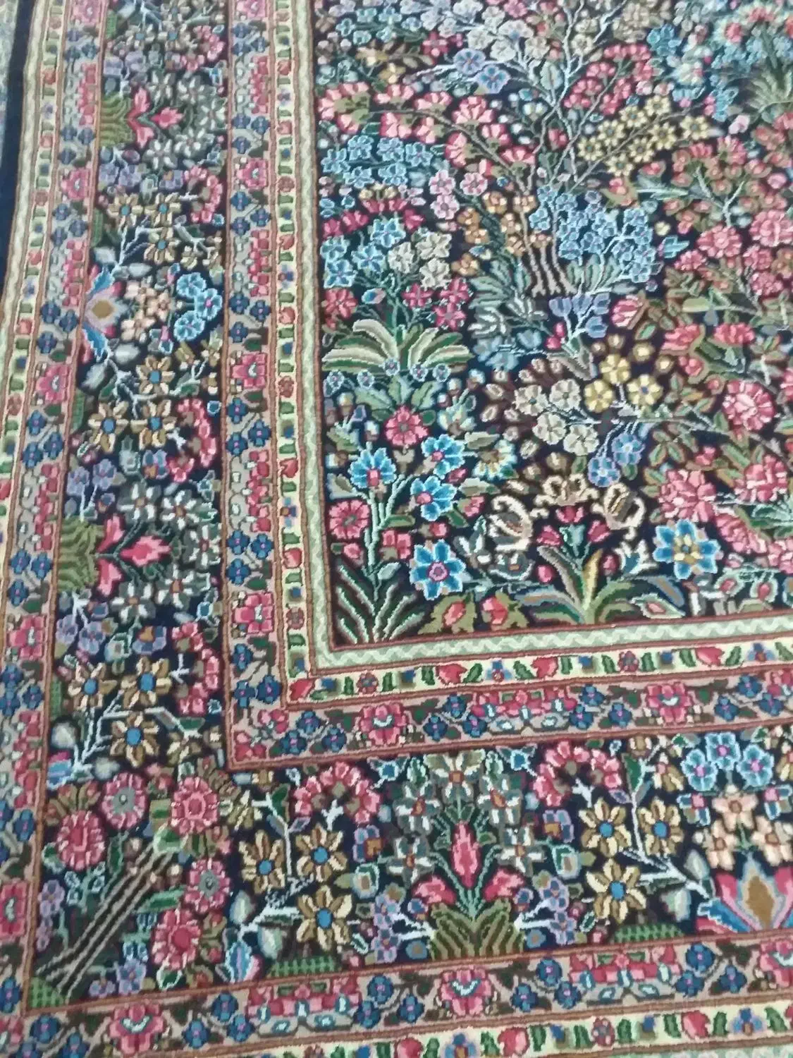 فروشی دستباف فرش|فرش|کرمان, |دیوار